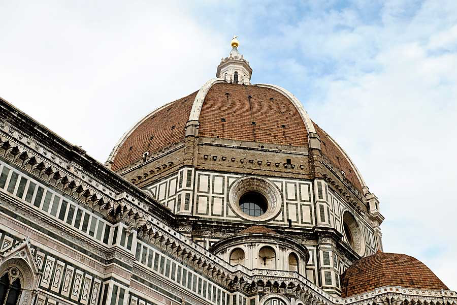 Nicolette-duomo-Florence.jpg