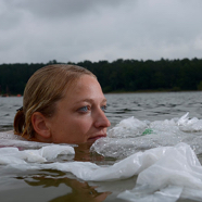 Franny-zwemt-in-het-plastic-probleem.jpg